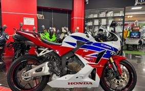 HONDA CBR600RR 2013 PC40