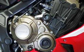 HONDA CBR650R 2021 RH03