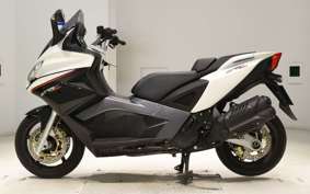 APRILIA SRV850 2017