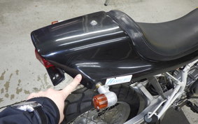 SUZUKI DJEBEL 200 (DR200SE)