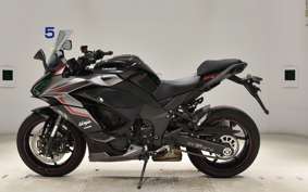 KAWASAKI NINJA 1000 SX 2018 ZXT02K