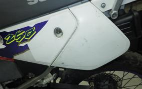 SUZUKI DJEBEL 250 XC 2022 SJ45A