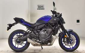 YAMAHA MT-07 2025