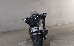 HONDA NM4 VULTUS -01 RC82