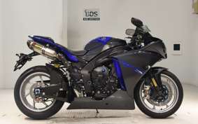 YAMAHA YZF-R1 2013