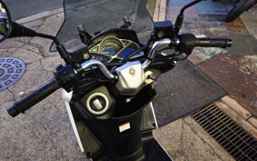 YAMAHA MAJESTYS SG28J