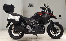 SUZUKI Vｽﾄﾛｰﾑ250