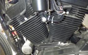 HARLEY XLH883 HUGGER 2013