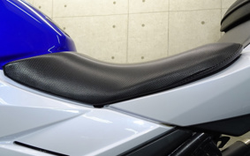 SUZUKI GSX250 R DN11A