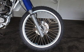 SUZUKI DJEBEL200 SH42A