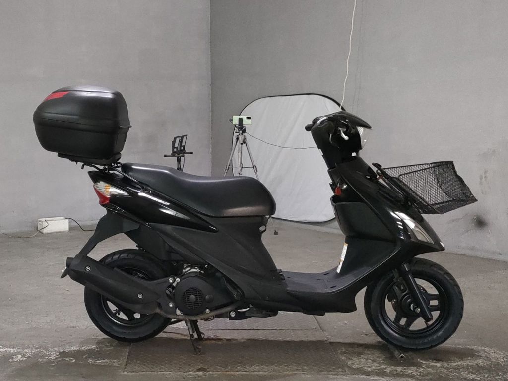 Фото Suzuki ADDRESS V125 с японского аукциона