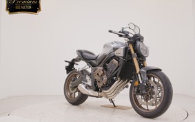 HONDA CB650R E-Clutch 2026 RH17