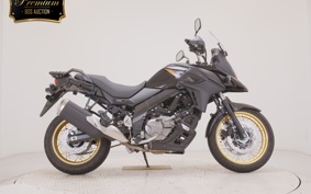 SUZUKI Vｽﾄﾛｰﾑ650XTA 2026 C733M