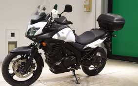 SUZUKI Vｽﾄﾛｰﾑ650A 2013 VP56A