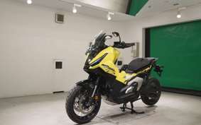 HONDA X-ADV 750 2025 RH21