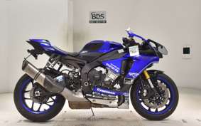 YAMAHA YZF-R1 2015
