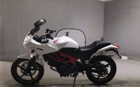 HONDA VTR 250 F MC33