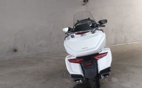 HONDA GL1800 TOUR DCT SC79