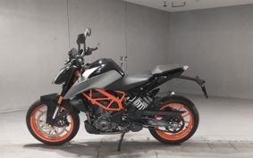 KTM 390 DUKE 2023 JPJ40