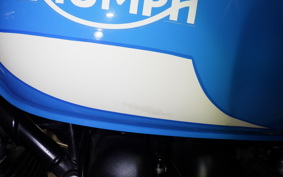 TRIUMPH BONNEVILLE SPIRIT 2015