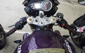 TRIUMPH STREET TRIPLE