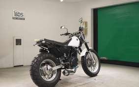 YAMAHA TW225 2004 DG09J