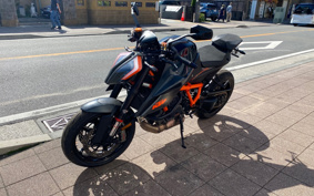KTM 1290 SUPER DUKE R 2021 V3940