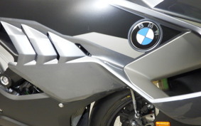 BMW S1000RR 2025
