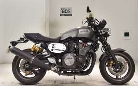 YAMAHA XJR1300 C 2015