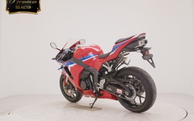 HONDA CBR600RR 2025 PC40