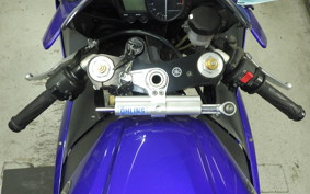 YAMAHA YZF-R1 2002