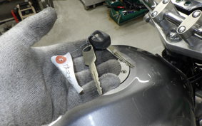 SUZUKI INAZUMA 400 (GSX400) 2001 GK7BA