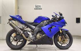 KAWASAKI ZX 10 NINJA R 2004 ZXT00C