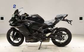 KAWASAKI ZX-25R ZX250E