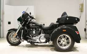 HARLEY FLHTCU TG 1870 2023