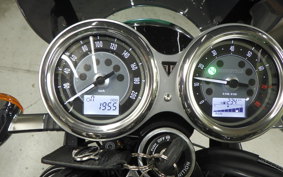 TRIUMPH BONNEVILLE T120 2025