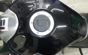 SUZUKI GSR250