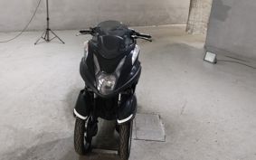 YAMAHA TRICITY 125 SE82J