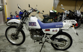 SUZUKI DJEBEL200 SH42A
