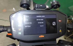 KTM 890 DUKE R 2021