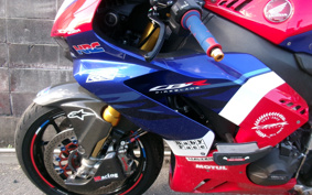 HONDA CBR1000RR-R FB SP 2020 SC82