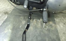 HARLEY XL883N 2013