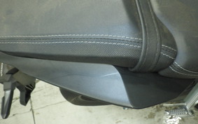 HONDA CBR650R E-Clutch 2025 RH17