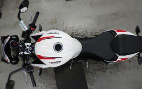 TRIUMPH STREET TRIPLE S 2021