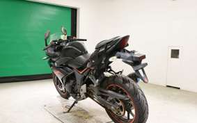 SUZUKI GSX250R