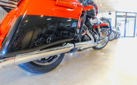 HARLEY HARLEY FLHRSE1800CVO 2013 PG8