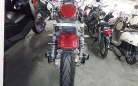 YAMAHA VMAX 2000