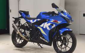 SUZUKI GSX-R125