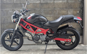 HONDA VTR 250 MC33