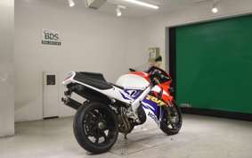HONDA RVF400 2018 NC35